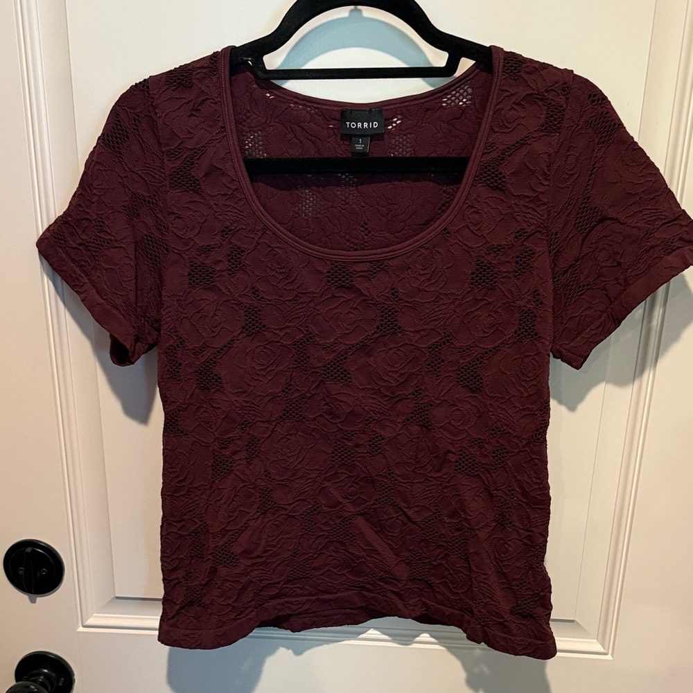 Torrid Women's Dark Red/Purple Lace Short Sleeve Top